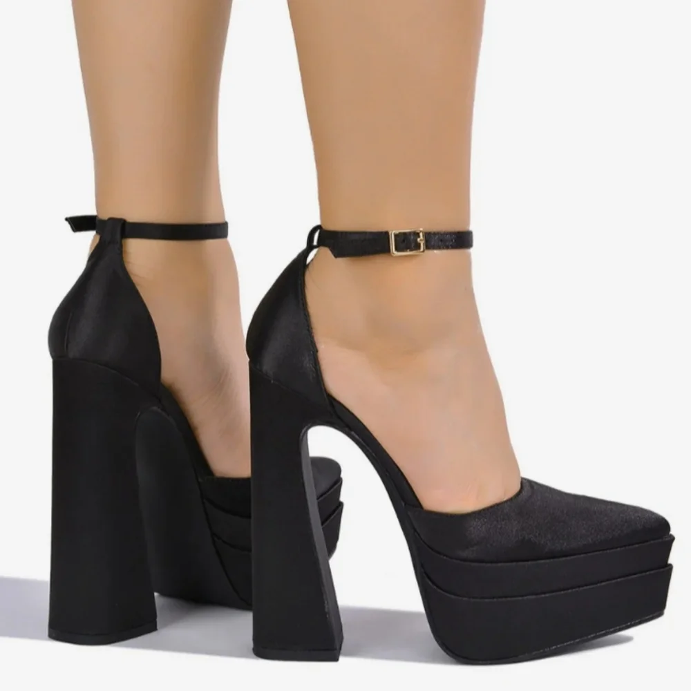 Cape Robbin Snow White High Heels in Black